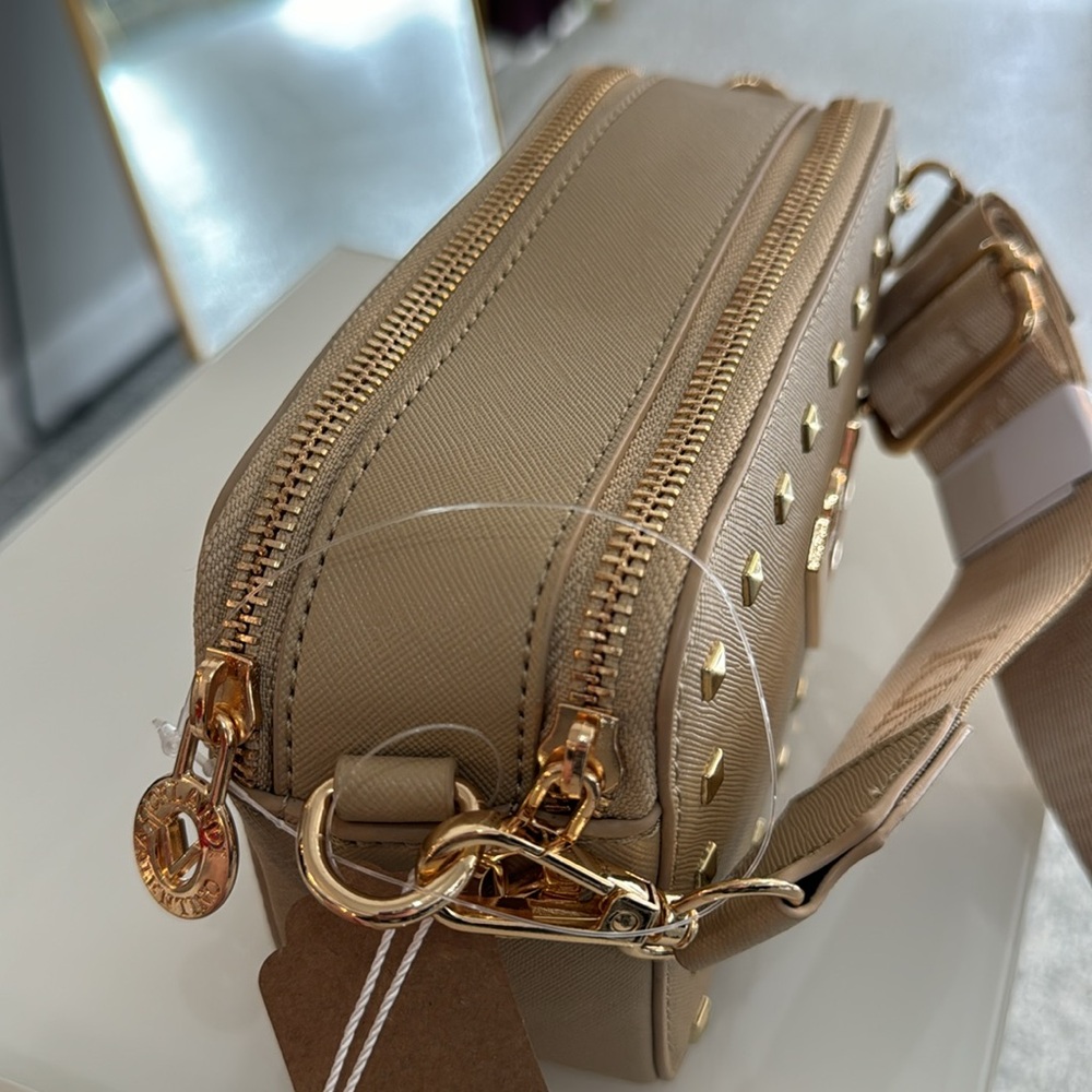 Valentino Orlandi taupe bag $159 MSRP - Picture 4 of 6